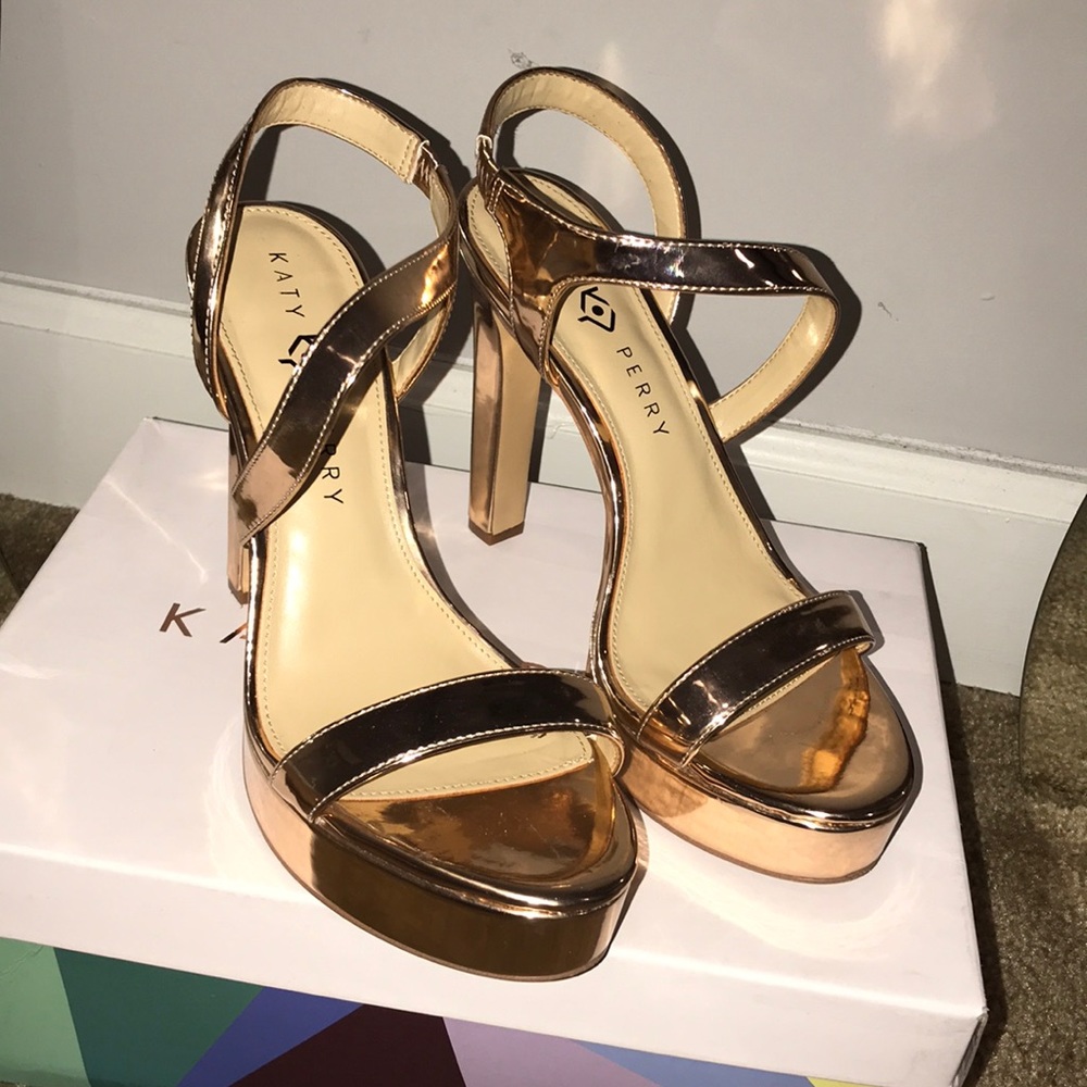 Katy Perry heels